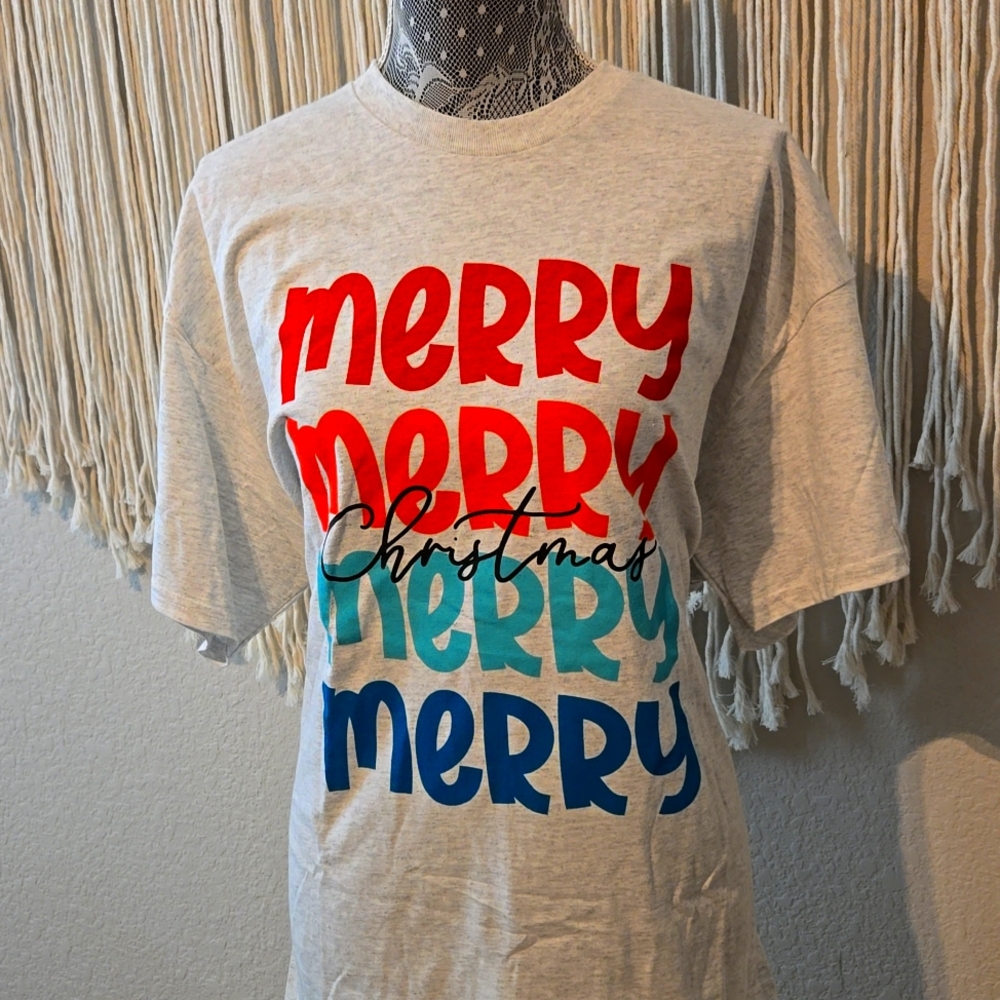 Merry Merry tee